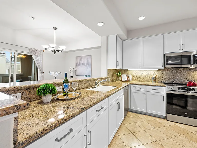 860 Meridian Bay Ln #336 — Photo 7