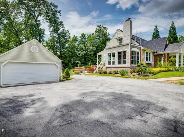 2900 Cliffside Rd, Kingsport, TN 37664