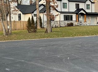 25 Gemini Ln, Nesconset, NY 11767