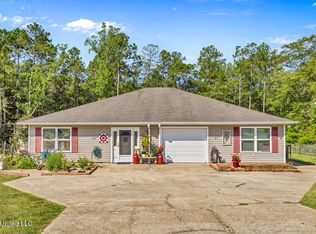 16 Ivy Cv, Perkinston, MS 39561
