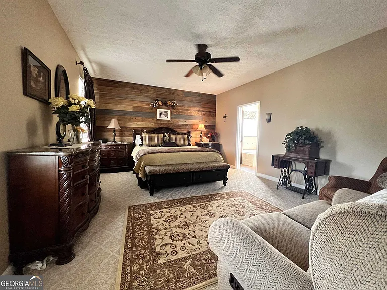 6659 Lone Oak Rd — Photo 17