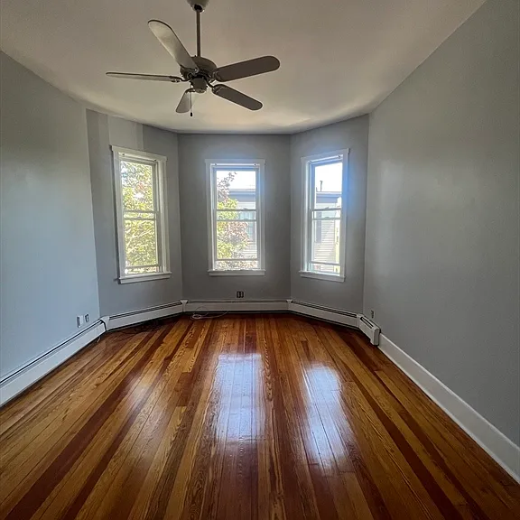 5 Hatch St #3 — Photo 1