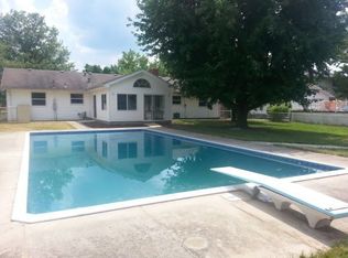 2908 E Chesterfield Ln, Muncie, IN