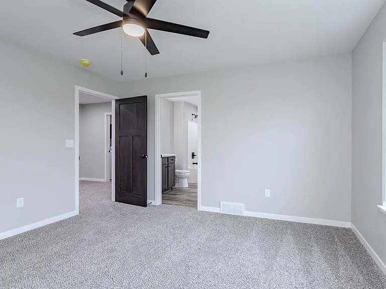3506 Green Pastures Ln — Photo 24