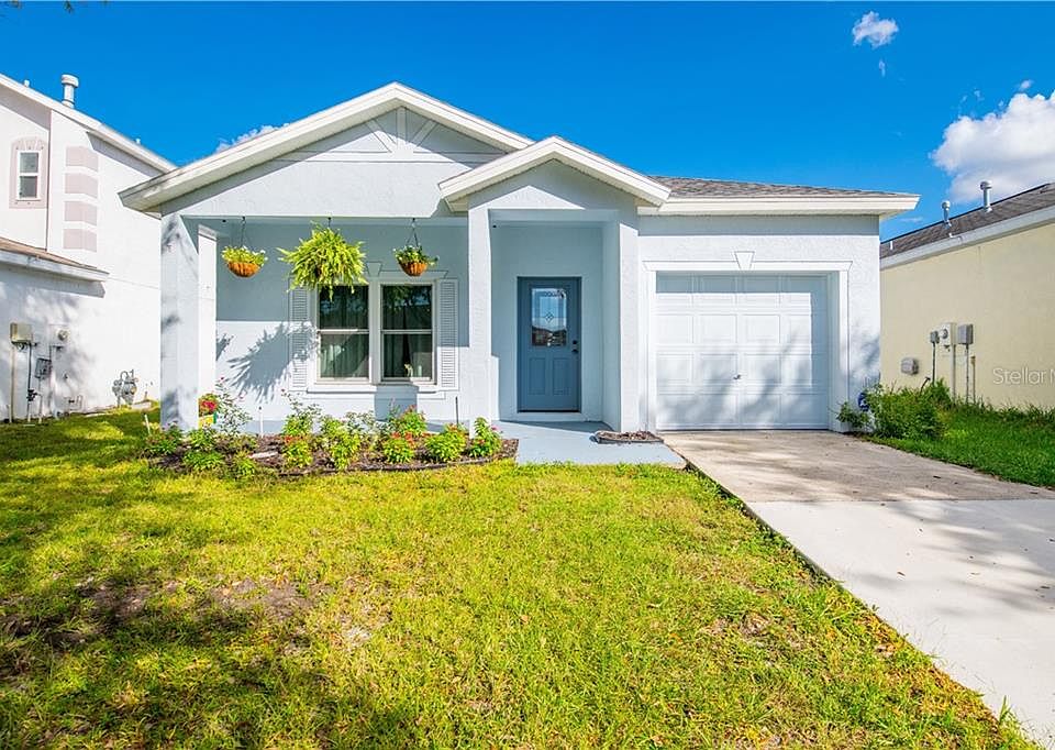 1st image of 6821 Exeter Park Pl