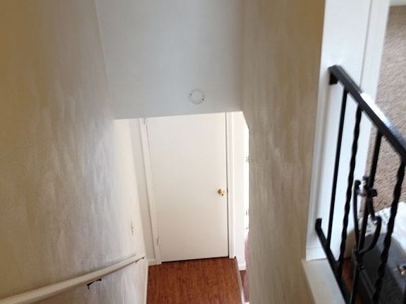 4th image of 643 W 61st St #4308153
