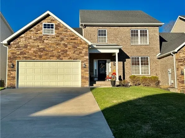 171 Mountain Highland Rdg, South Charleston, WV 25309