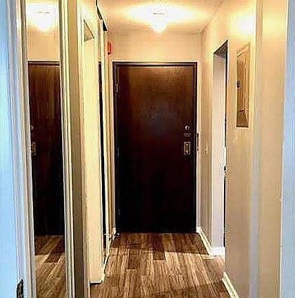 5th image of 1304 Medicine Lake Dr W #306