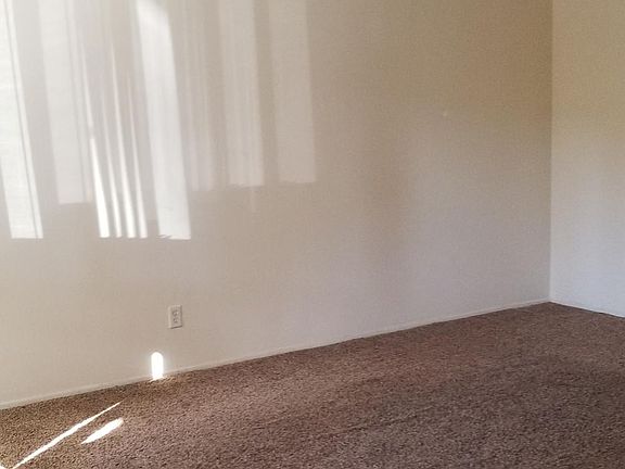 5th image of 17115 1/2 Passage Ave