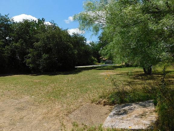 5th image of 6906 Dublin Dr