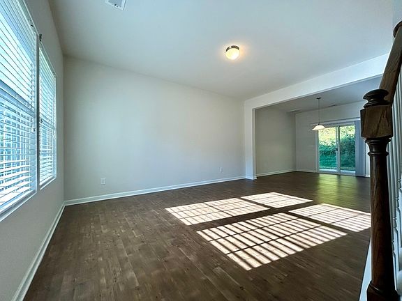 2nd image of 291 Village Creek Way