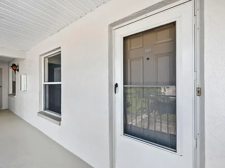 1357 Churchill Cir #G-202 — Photo 4