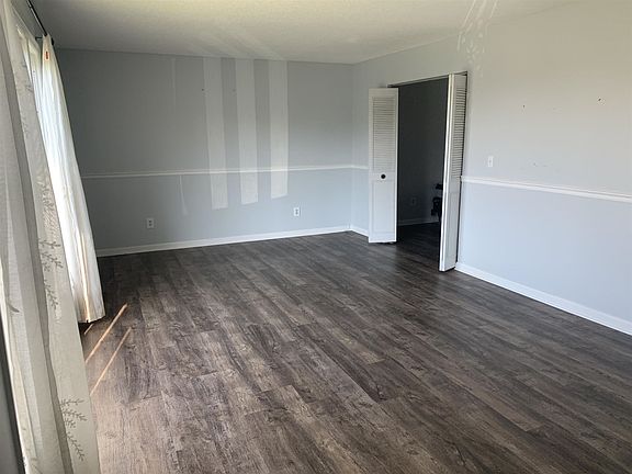 5th image of 7915 Orchard Valley Dr