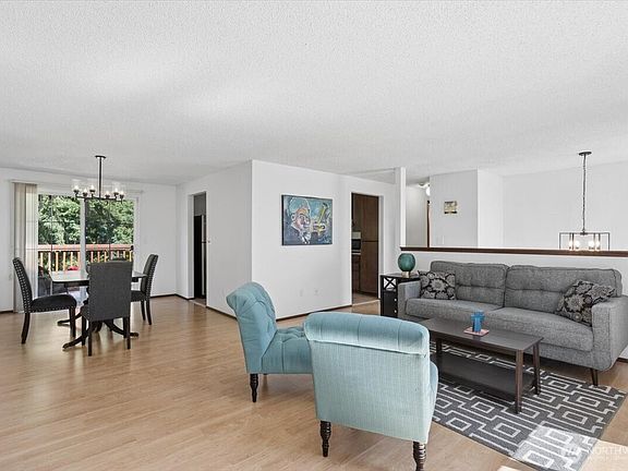 4th image of 20819 53rd Avenue W