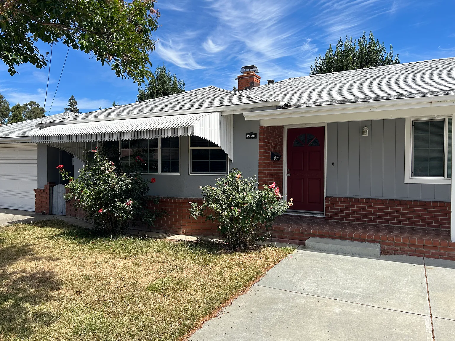 3 bed, 1300 sqft, $4,000 — Photo 2