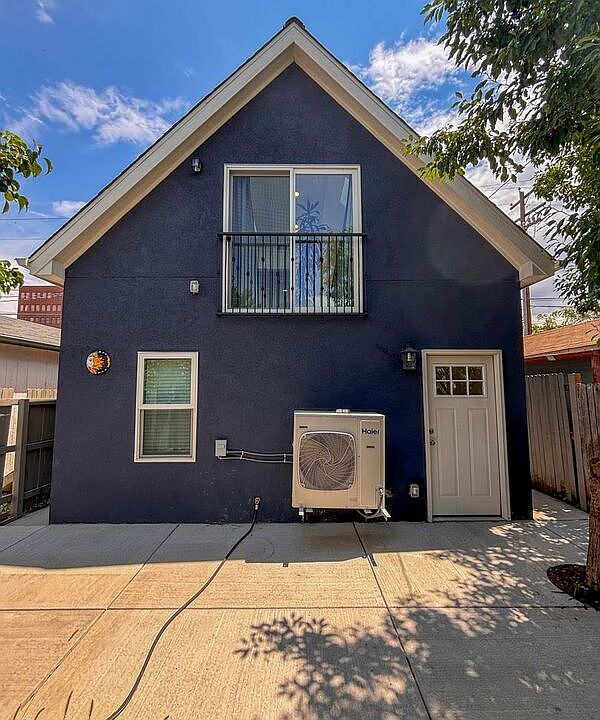 1st image of 1336 1/2 Kalamath St