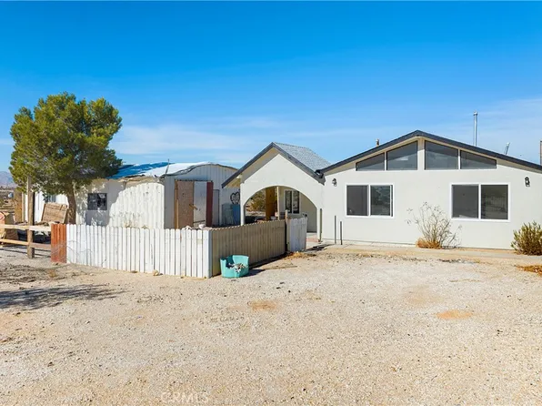 34824 Sarasota Rd, Lucerne Valley, CA 92356