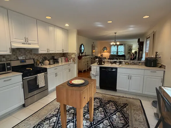 (undisclosed Address), West Nyack, NY 10994