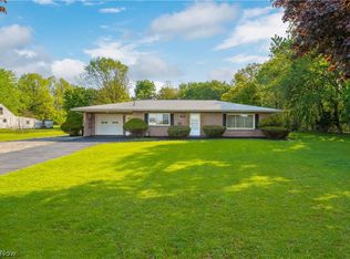 3719 Long Rd, Avon, OH 44011