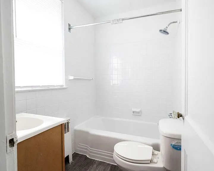1325 E Wadsworth Ave — Photo 14