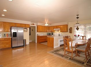 34 Wintermute Rd, Newton, NJ 07860