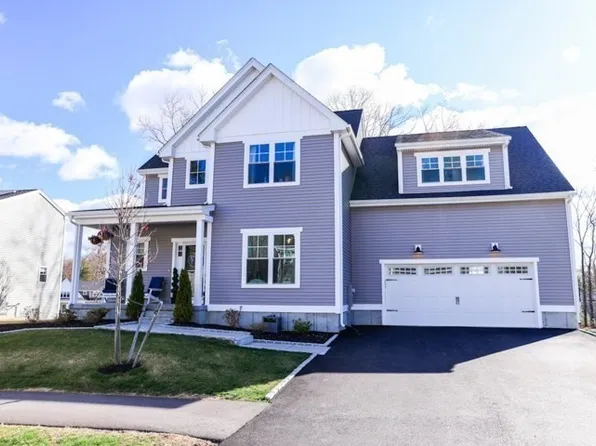 31 Lilac Ave, Bellingham, MA 02019