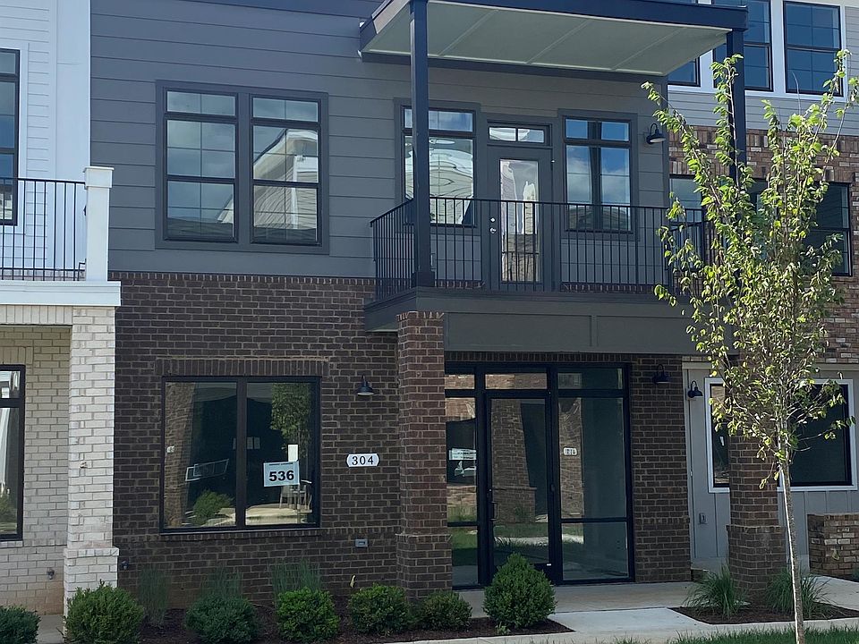 1st image of 304 Daxton Pl #B