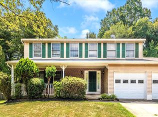1127 Netherlands Ct, Silver Spring, MD 20905