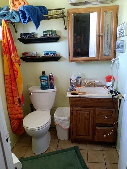 2nd image of 3320 Felix Ave