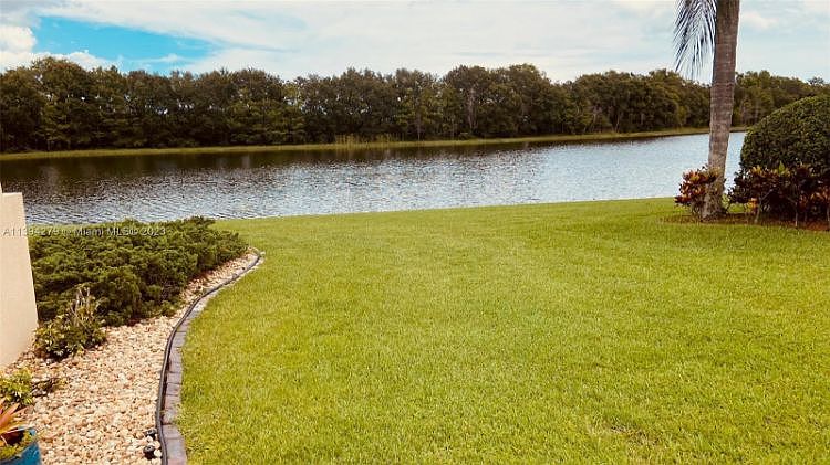 1st image of 9132 SE Retreat Dr