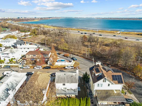 2452 East 74th Street image 27 of 27