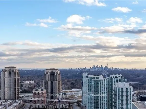 5 Sheppard Ave E, Toronto, ON