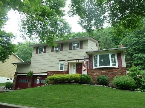 Wanaque Colonial! Back Yard Oasis