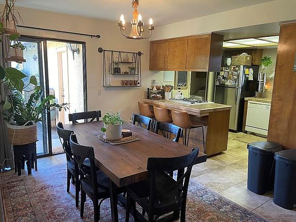 Dining Room & Kitchen