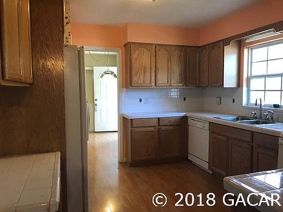 3rd image of 3832 NW 15th Ave