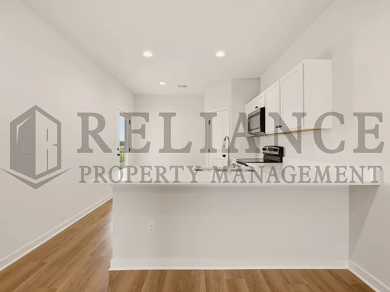 150 N Gowen St — Photo 23