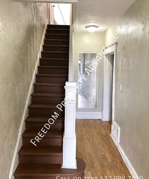 111 Kenova St #2 — Photo 6