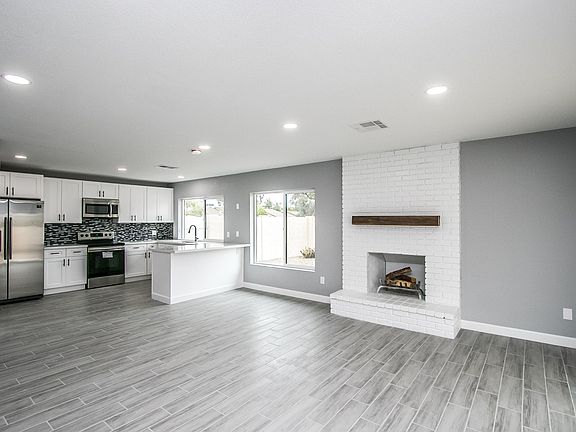 5th image of 4349 E Evans Dr