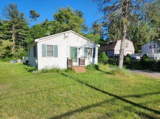 92 Richmond Rd, Assonet, MA 02702