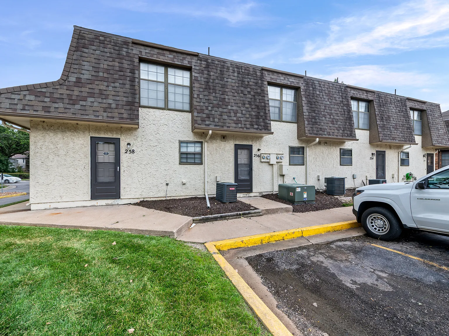 Millwood Townhomes — Photo 4