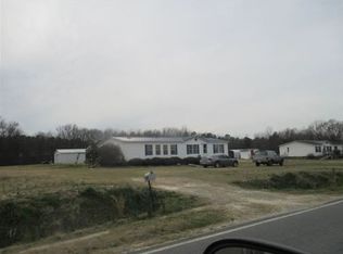 2050 Grantham School Rd, Mount Olive, NC 28365