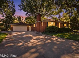 30640 Lorraine Ave, Warren, MI 48093