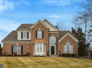 9600 Nuthatch Dr, Fairfax Station, VA 22039