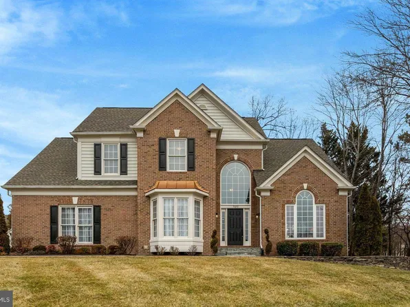 9600 Nuthatch Dr, Fairfax Station, VA 22039