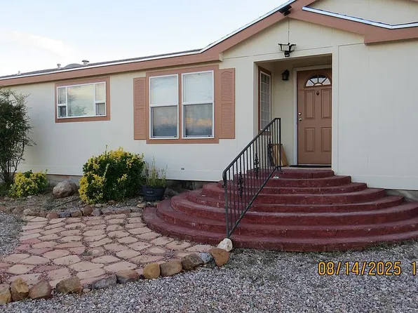 5556 E La Paloma Ln, Hereford, AZ 85615