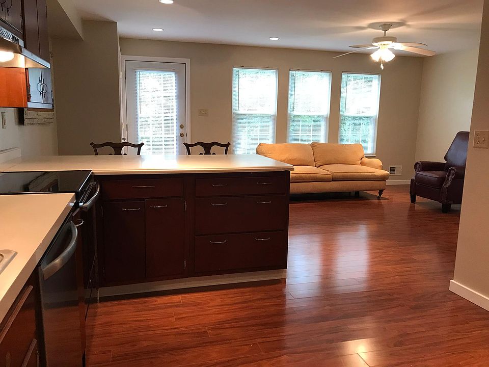 2nd image of 397 Jonquil Pl