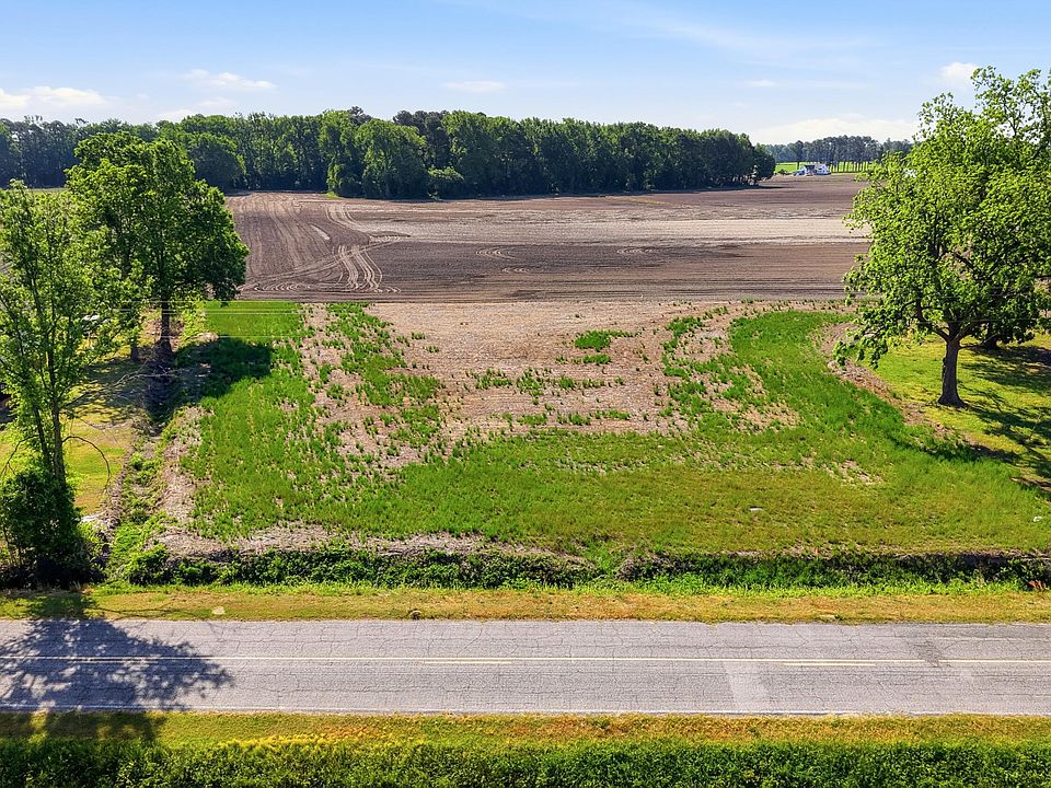 1st image of 307 Flowers Road