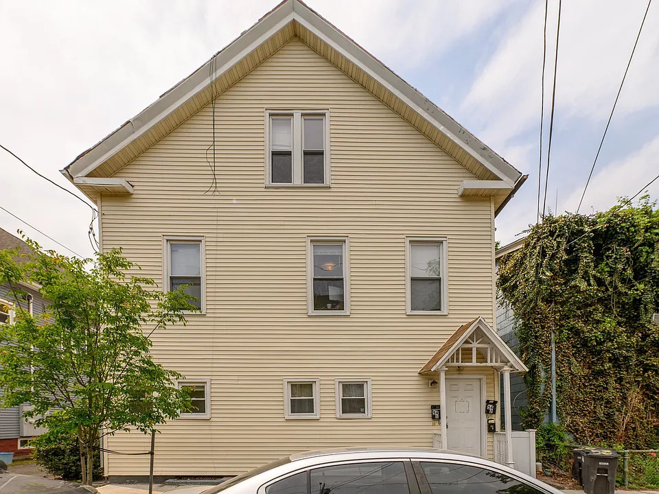 54 Mechanic St #2