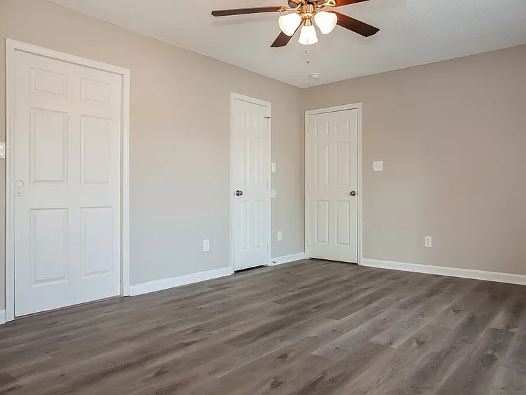 9912 Peppermint Ln — Photo 8