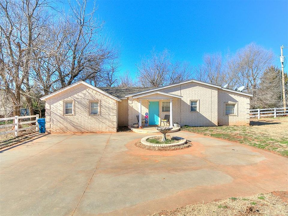 1st image of 3848 NW 32nd St
